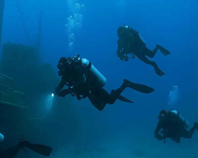 Spezialkurse Tauchen 2 Deep diver kurs